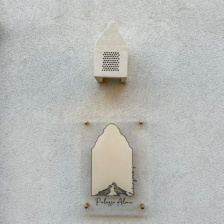 Palazzo Alma Luxury Rooms Casarano Exteriör bild
