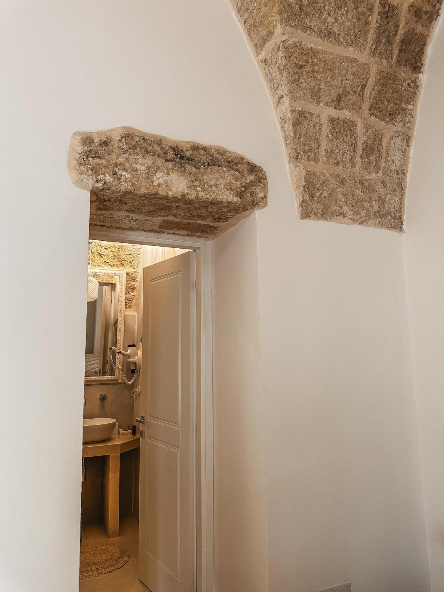 Palazzo Alma Luxury Rooms Casarano Exteriör bild