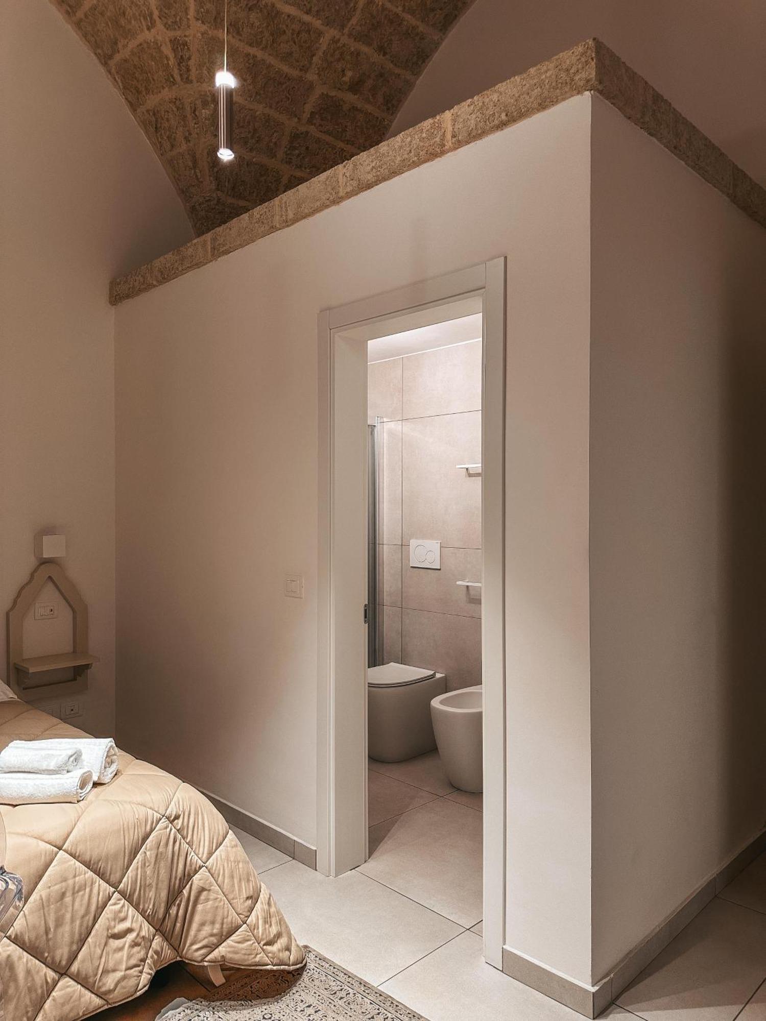 Palazzo Alma Luxury Rooms Casarano Exteriör bild