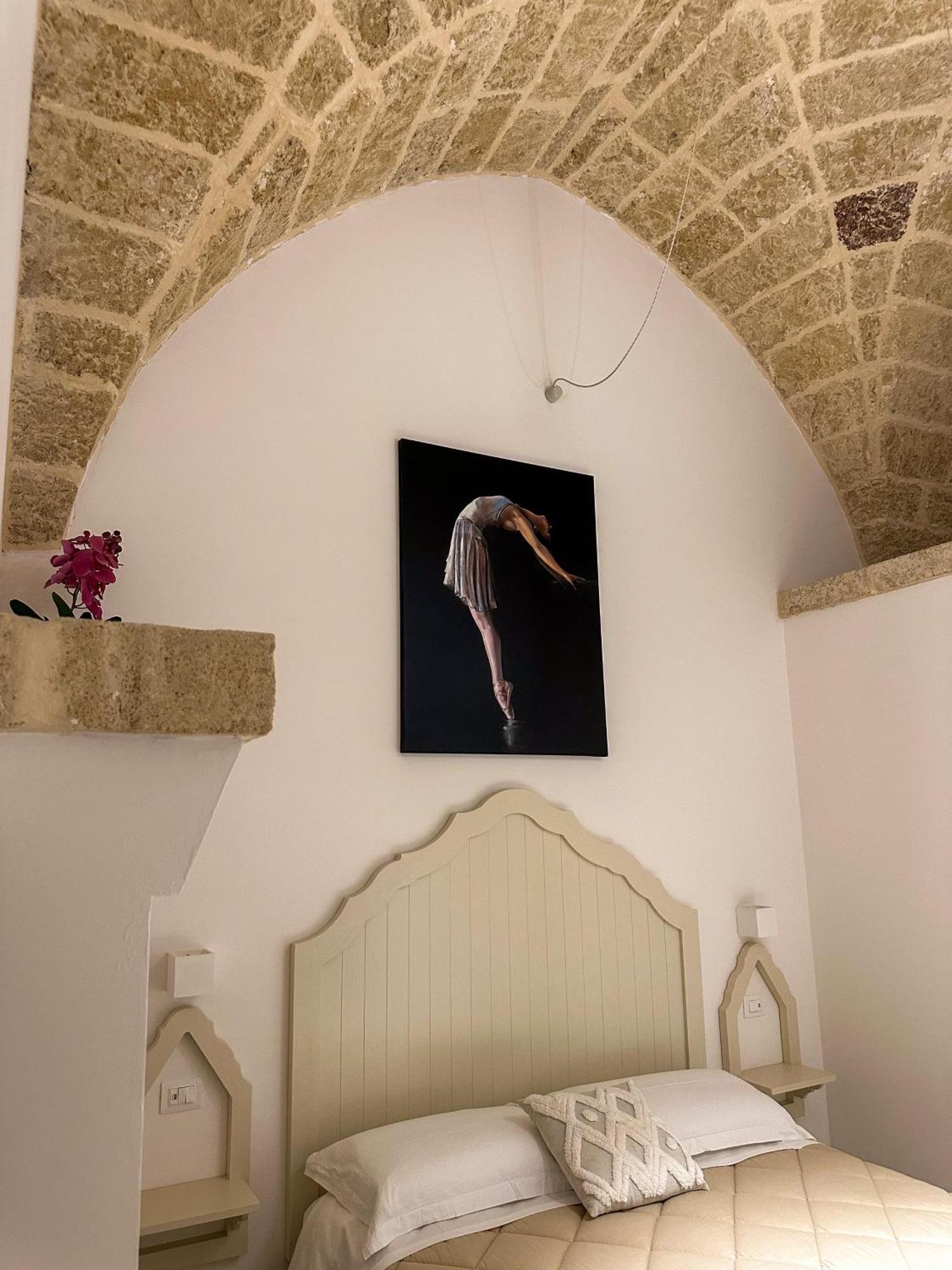 Palazzo Alma Luxury Rooms Casarano Exteriör bild