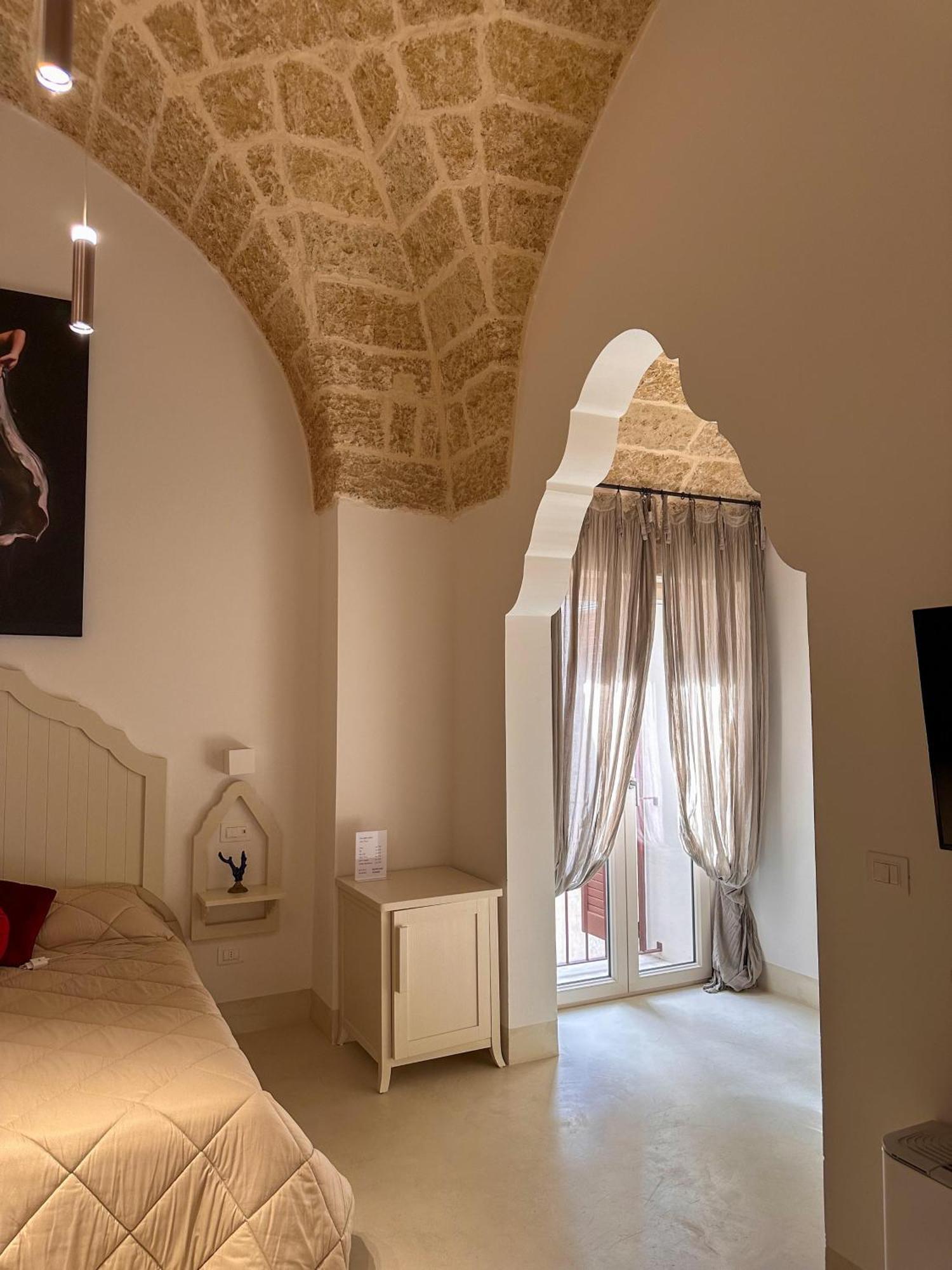 Palazzo Alma Luxury Rooms Casarano Exteriör bild