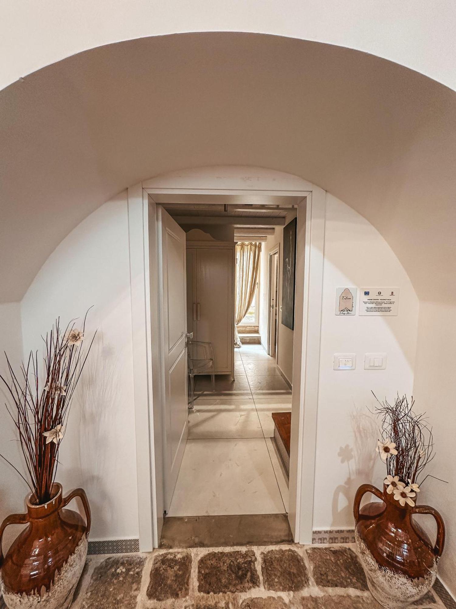 Palazzo Alma Luxury Rooms Casarano Exteriör bild