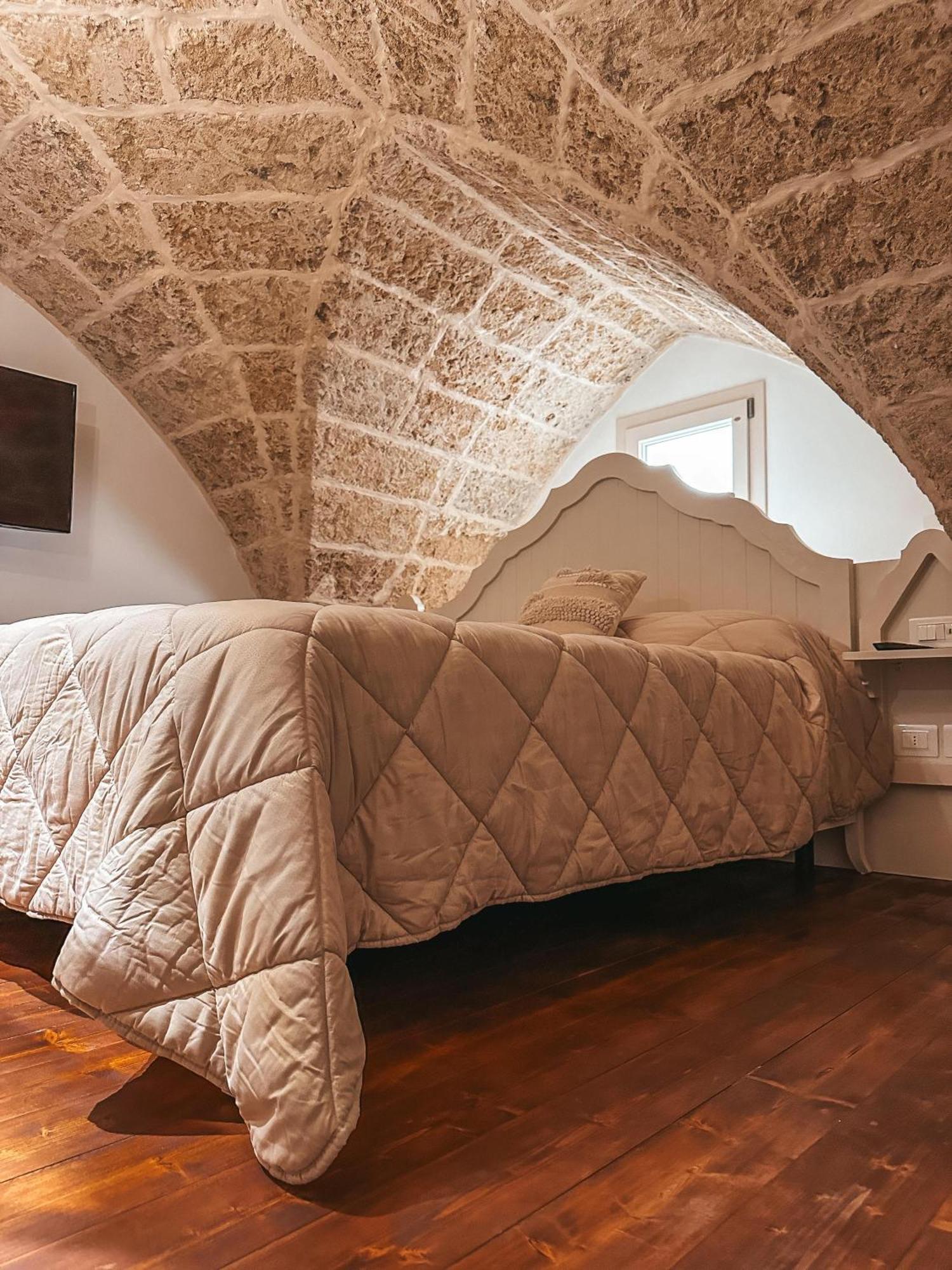 Palazzo Alma Luxury Rooms Casarano Exteriör bild