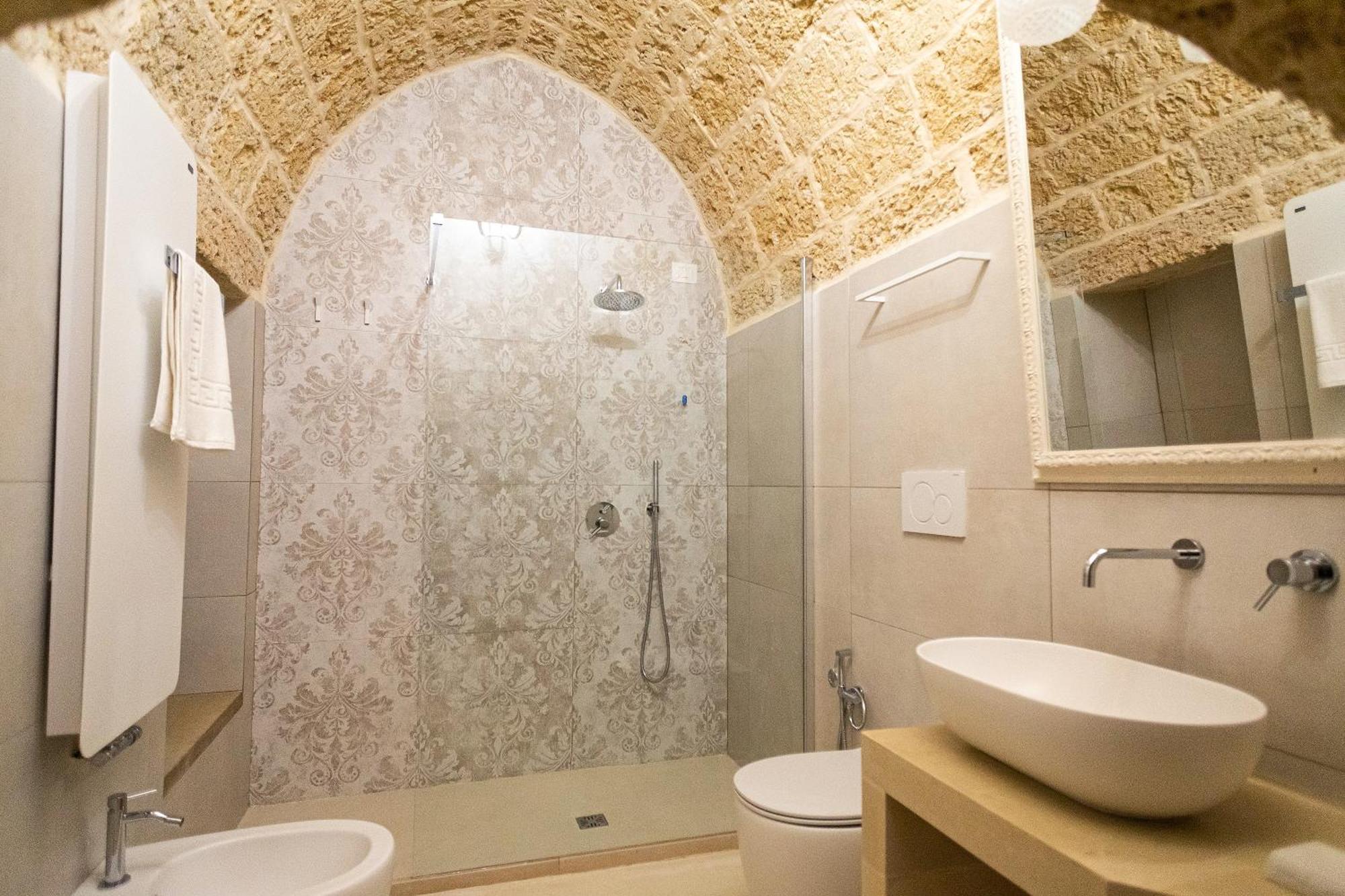 Palazzo Alma Luxury Rooms Casarano Exteriör bild